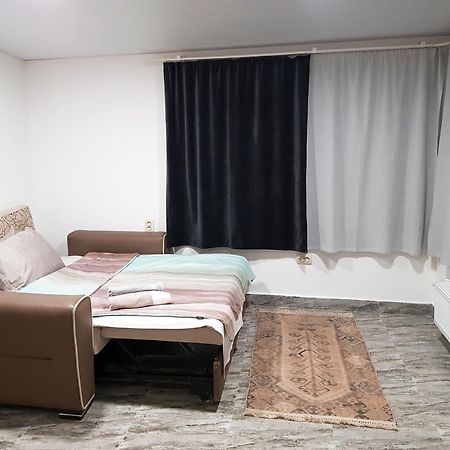 Домик У Реки Куры Tbilisi Eksteriør billede